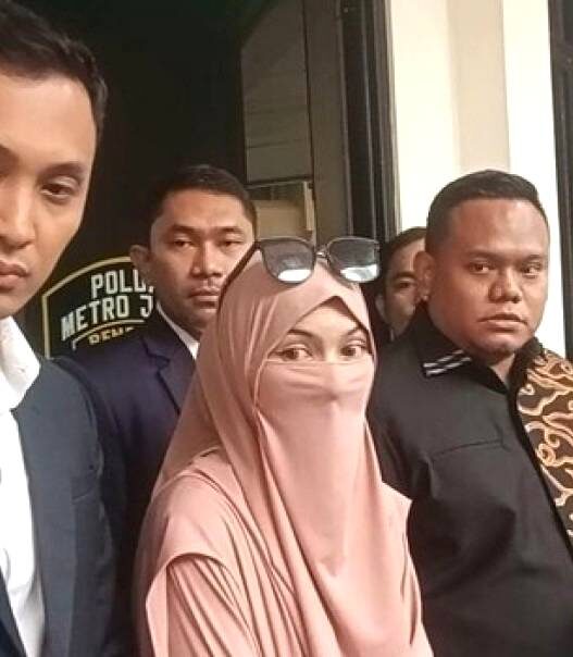 Diperiksa soal Dugaan Perzinaan