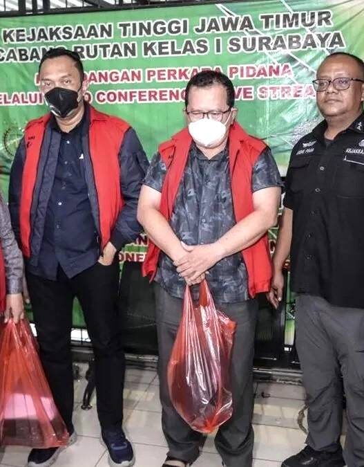 Dua Hakim Pelepas Ronald Tannur Dibui