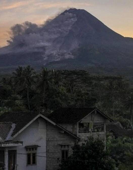 Dua Pendaki Hilang di Gunung Merapi