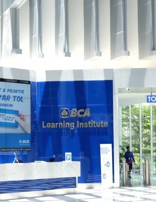 Gedung bca learning institute sentul