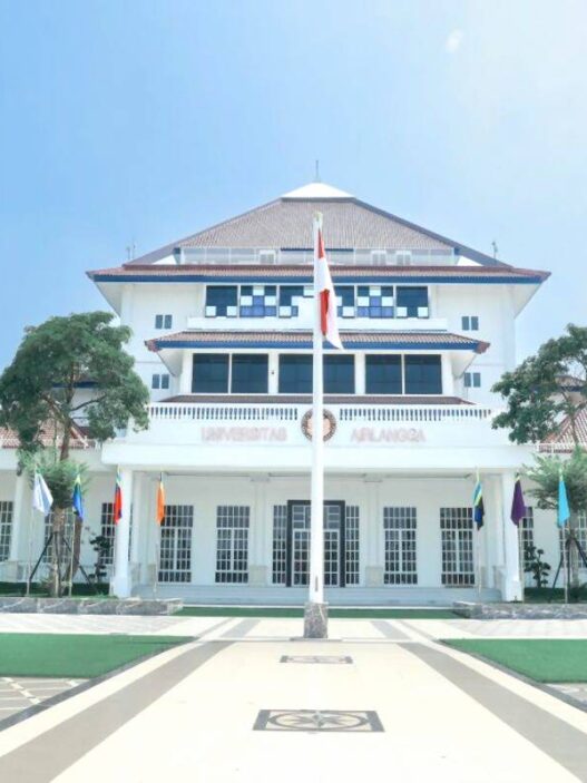 Gedung unair surabaya