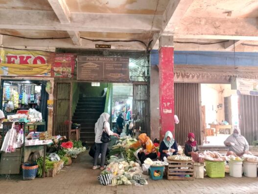 Harga Cabai Turun, Ayam dan Telur Naik