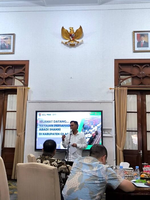 Investor Cina Lirik Cilacap
