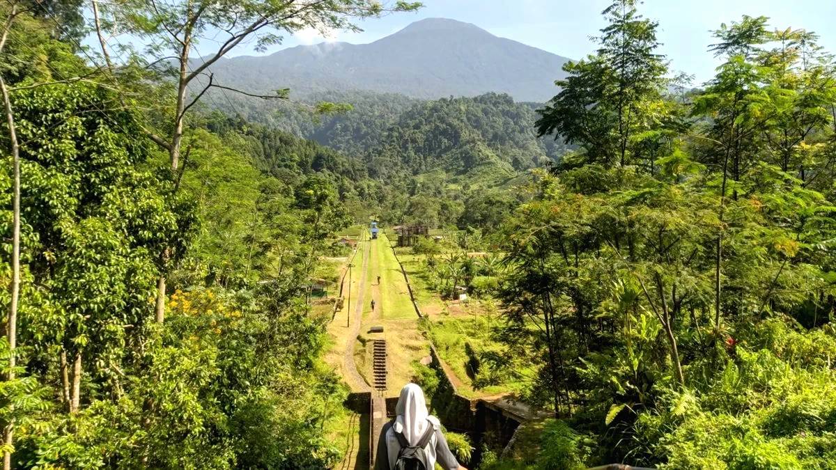 Jalur tracking curug penganten baturaden