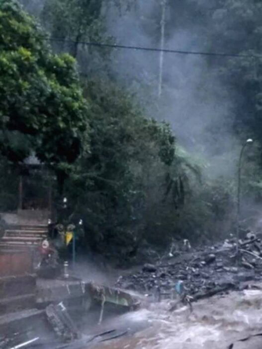 Kondisi Wisata Guci Tegal yang Terdampak Banjir Bandang