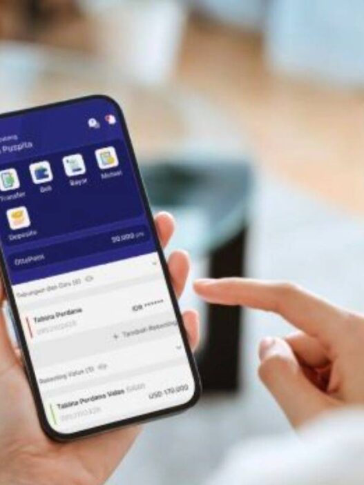 Krom Kredit Hadirkan Dua Fitur Unggulan Flexi Loan dan PlayLater