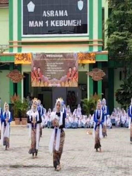 MAN 1 Dinobatkan sebagai Sekolah Adiwiyata Tingkat Nasional