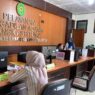 Pada tahun 2025, pengurusan surat cerai telah mengalami penyesuaian melalui dukungan sistem digital, tanpa menghilangkan tahapan hukum formal di pengadilan