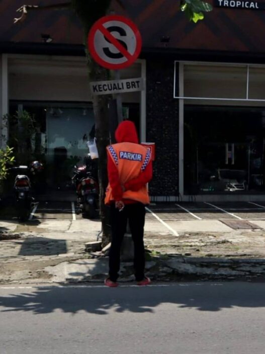 Pajak Parkir Akhir Tahun Baru 54 Persen