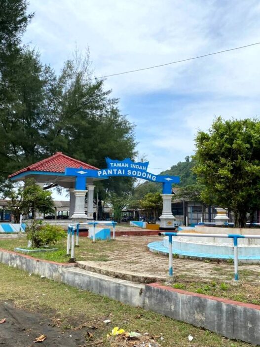 Pantai Sodong Target 10 Ribu Pengunjung