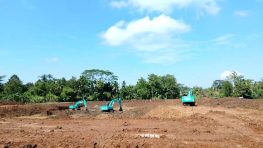 Pembangunan Embung di Alasmalang 50 Persen