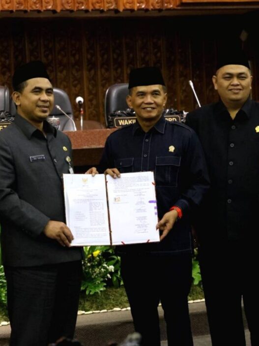 Rapat Paripurna penetapan APBD 2026 tersebut dipimpin Ketua DPRD Jateng Sumanto