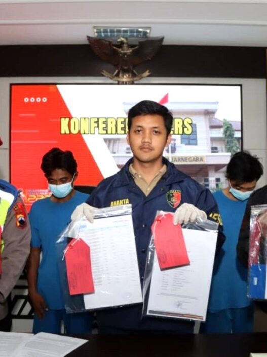 Transaksi Gadai Mobil Berujung Penipuan