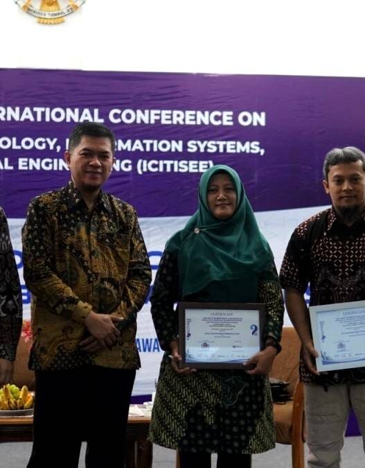 Universitas Amikom Purwokerto Gelar ICITISEE
