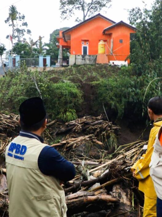 Banjir Bandang Terjang 4 Wilayah di Sekitar Lereng Gunung Slamet