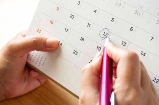 Berdasarkan keputusan resmi pemerintah, Hari Raya Idul Fitri 1447 Hijriah diperkirakan jatuh pada Sabtu, 21 Maret 2026 dan Minggu, 22 Maret 2026.