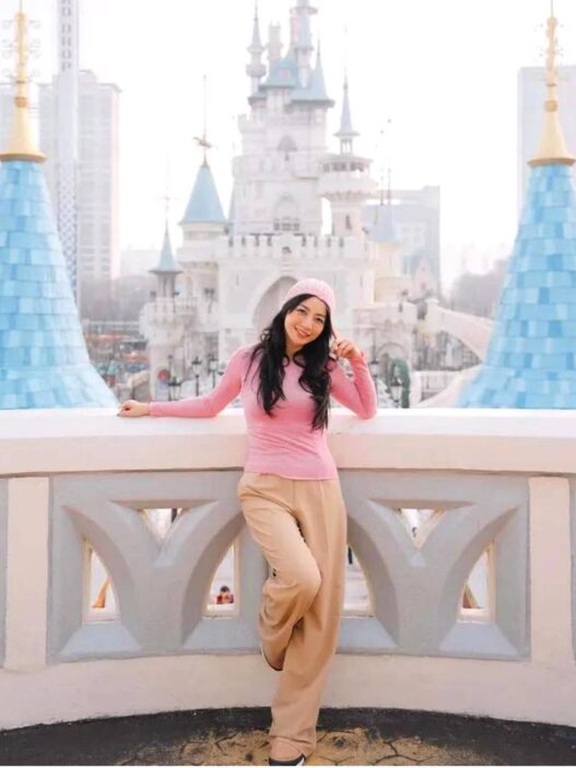 Diancam Gegara Dukung Aurelie Moeremans
