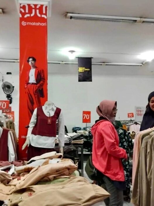 Diskon hingga 75 Persen di Bazar Matahari