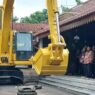 Excavator long arm