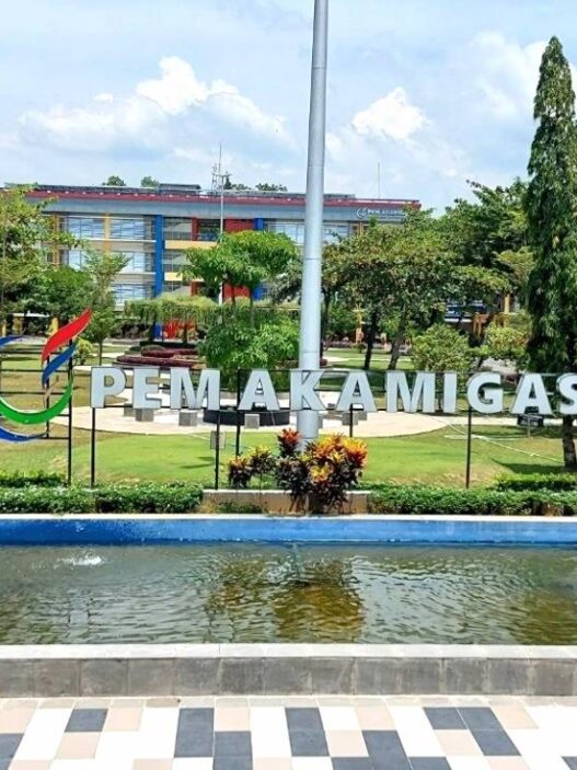 Gedung kampus pem akamigas