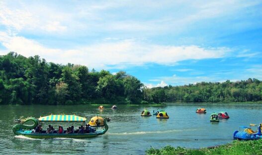 Jembangan Wisata Alam Jadi Destinasi Hits di Kebumen yang Terapkan Konsep Liburan Tepi Telaga