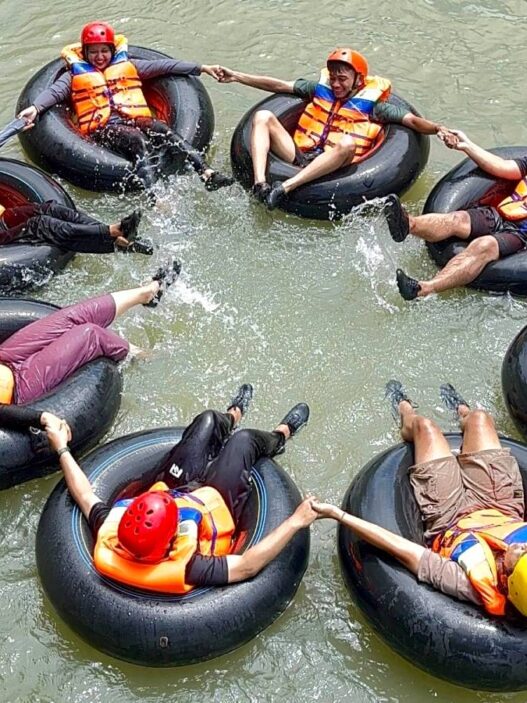 Jlegi Fun River Tawarkan Keseruan Wisata Air