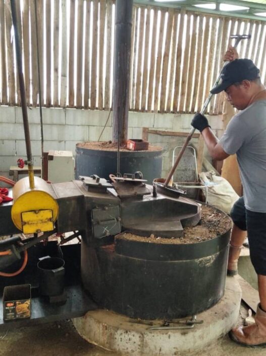 Keluar Zona Nyaman demi Kebersihan Lingkungan