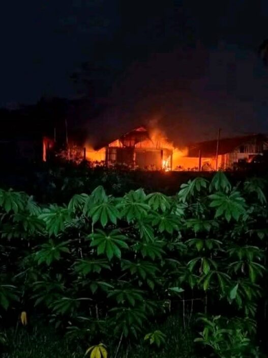 Korsleting, Kandang Ayam Terbakar