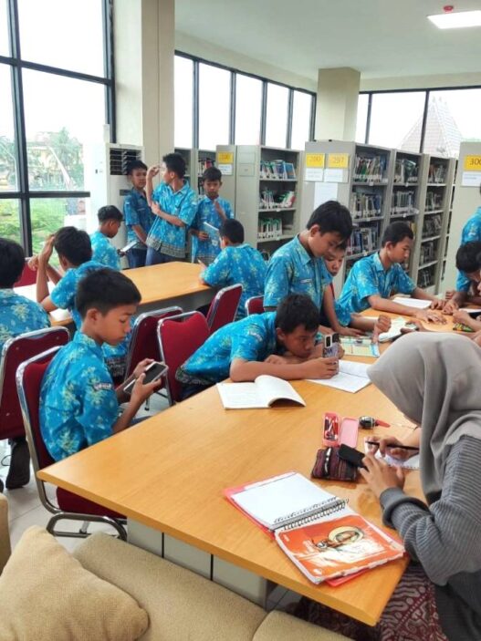 Kunjungan Perpusda Naik 11 Persen