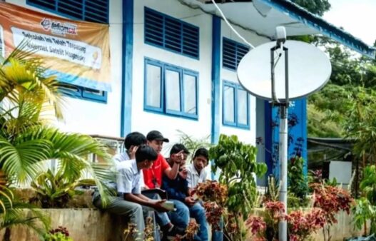 Layanan internet sekolah 3t