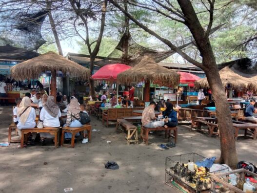 Libur Panjang Dongkrak Kunjungan Wisata ke Pantai Mliwis