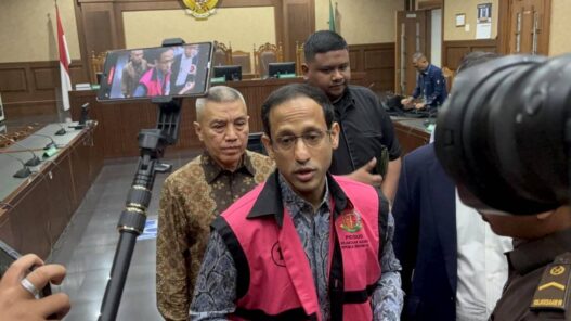 Majelis Hakim Tolak Eksepsi Nadiem