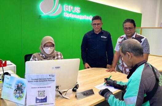 Ojol, supir, hingga kurir paket mendapat diskon 50 persen atas iuran BPJS Ketenagakerjaan berlangsung sampai Maret