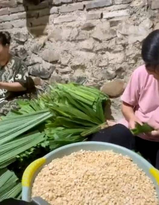 Omzet Tempe Daun Nyangku Tembus Ratusan Ribu