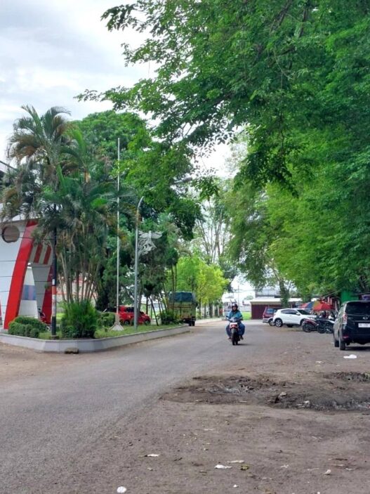 Pedagang Berharap Tetap Berjualan Area Stadion