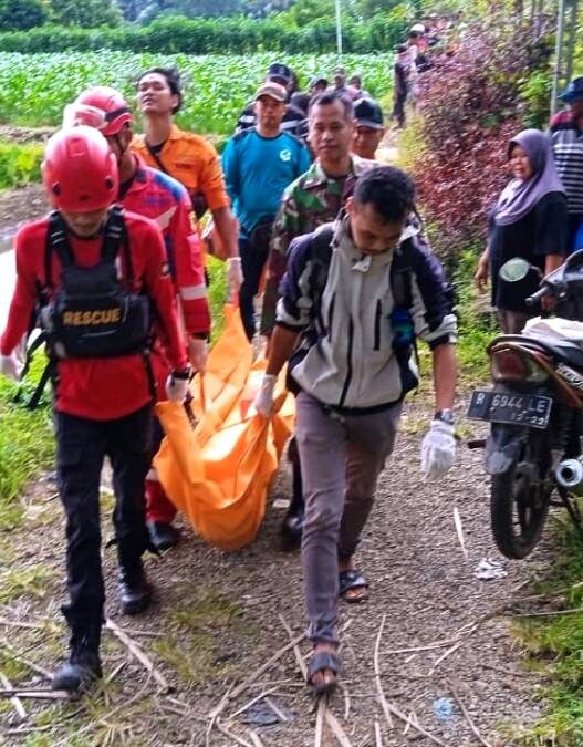 Pemancing Ditemukan Meninggal di Selokan