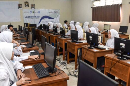 Persiapan TKA SD dan SMP 2026 dengan Simulasi dan Latihan Soal