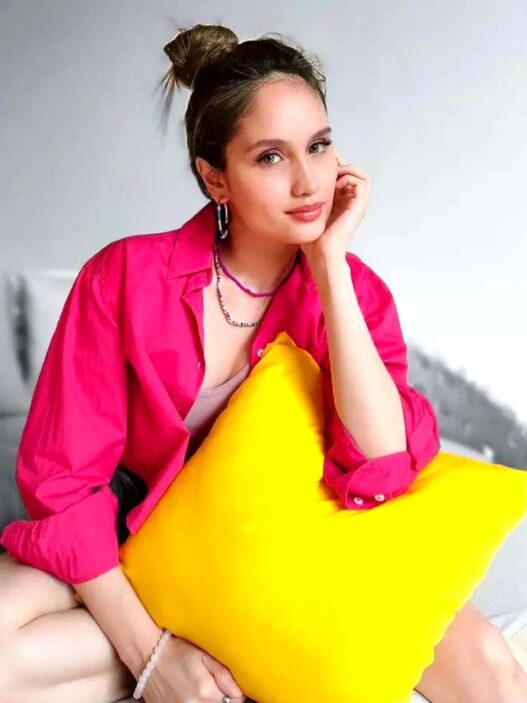 Puji Keberanian Aurelie Moeremans