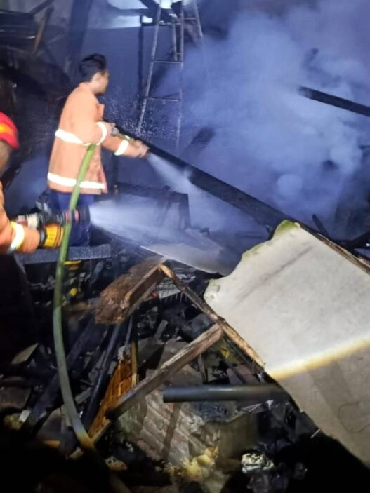 Rumah Warga Kalisari Terbakar