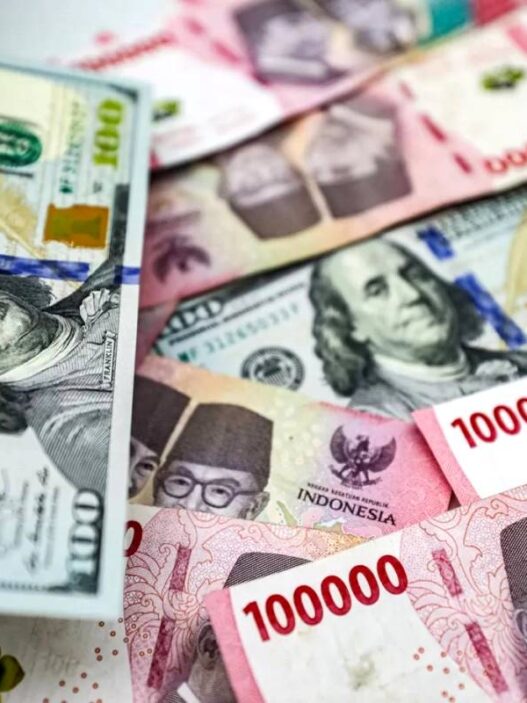 Rupiah Melemah Rp 16.955 per Dolar AS