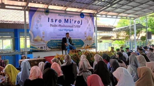 Salat Lima Waktu Dinilai Bentuk Karakter Siswa Sejak Dini