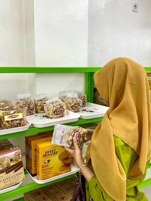 Salman Snack Sediakan Snack Tradisional dan Kekinian