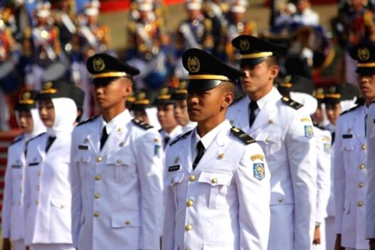Siswa yang ingin mendaftar di IPDN harus memenuhi semua persyaratan yang ditetapkan