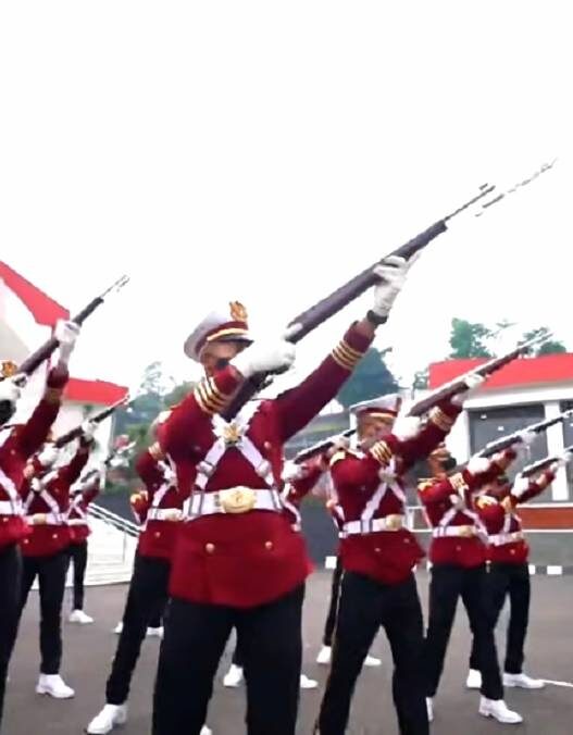 STIN menjadi salah satu sekolah kedinasan yang memiliki persyaratan relatif mudah daripada yang lain.