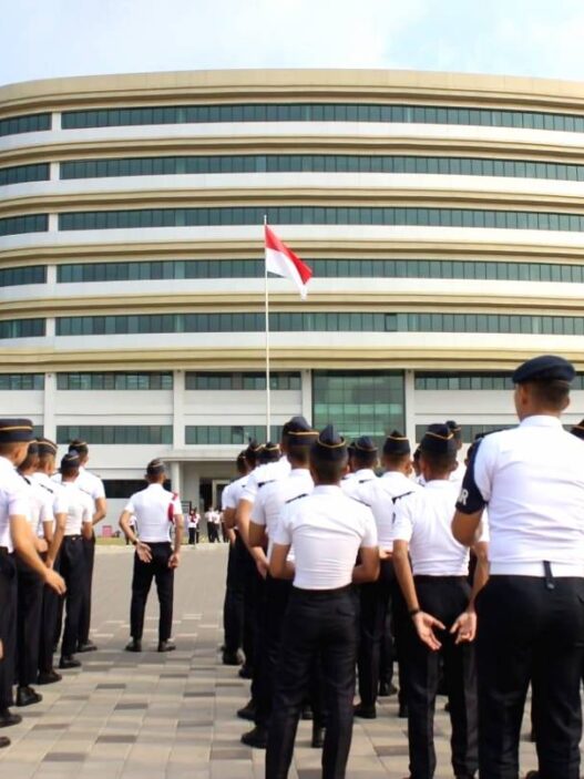 STMKG merupakan sekolah kedinasan di bawah naungan BMKG yang paling banyak dilirik oleh lulusan SMA SMK sederajat