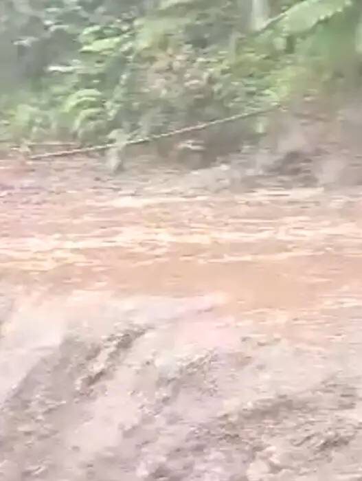 Sungai Keruh dan Berbusa, Warga Banyumas Khawatir Banjir Bandang