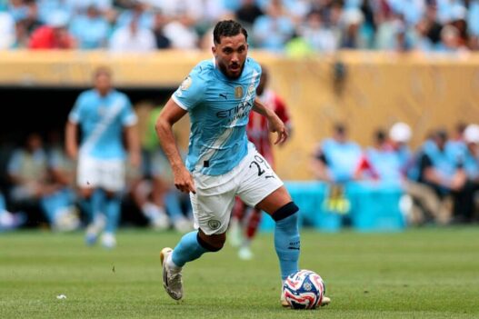 Tekanan Kejar Arsenal Kian Besar