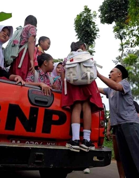 Tiga Armada Dikerahkan Antar Siswa