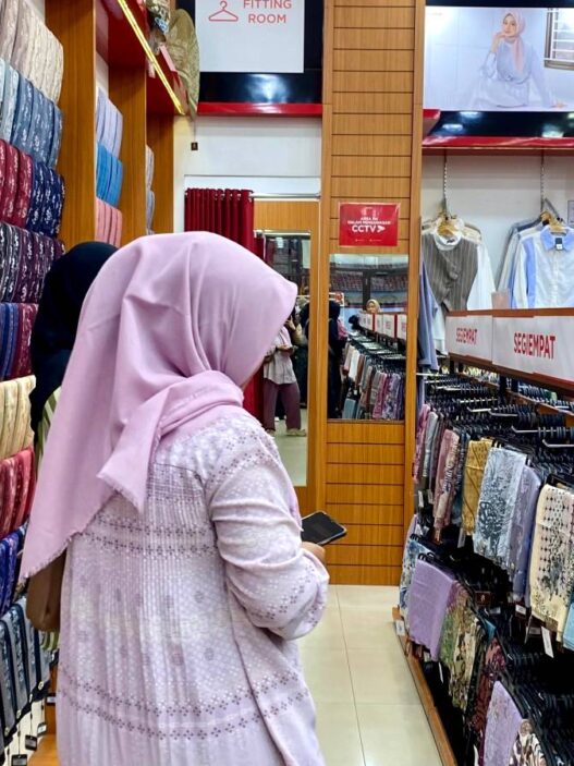Umama Gallery Hadirkan Koleksi Hijab Trend