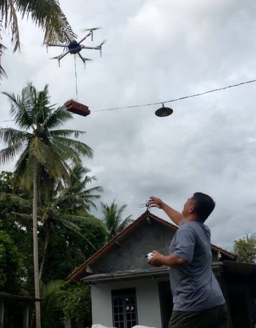Warga Adimulyo Buat Drone Custom untuk Mancing